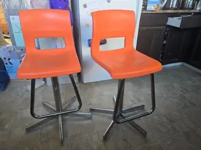 PLEASE READ 2 bar stools chairs $60 Both, View more