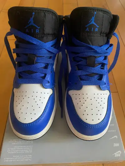 Blue and white 4.5Y Jordan mid, View more