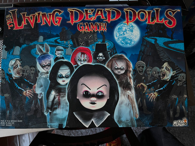Dead Dolls Game - 15 yrs and up in Toys & Games in North Bay - Image 2