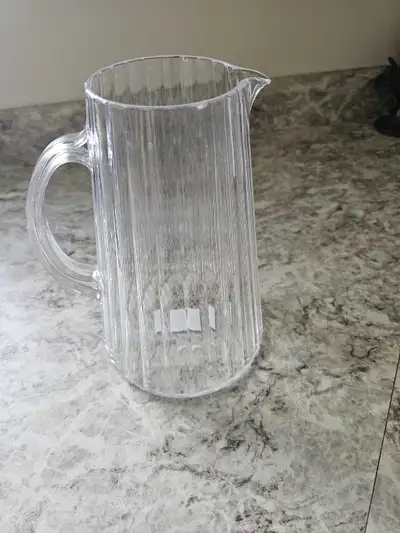 Water pitcher