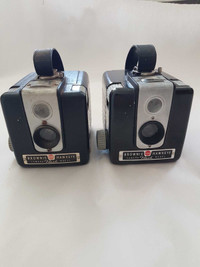 5    Antique  Cameras