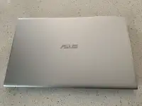 Asus Slim 17.3" X712 Laptop17.3" Intel I5 20 gb ram
