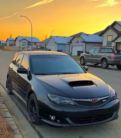 Currently 190,509 km will go up slightly 5 speed manual transmission All leather interior with plast...
