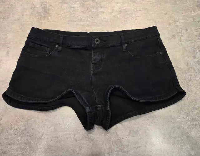 Hurley Black Denim Shorts Sz 29"