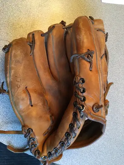 Vintage WinnWell baseball mitt glove, View more
