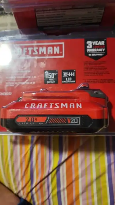 CRAFTSMAN V20 1-pc 20-Volt Max Lithium-Ion Battery Starter Kit with Charger - 2 AH Capacity - LED -...