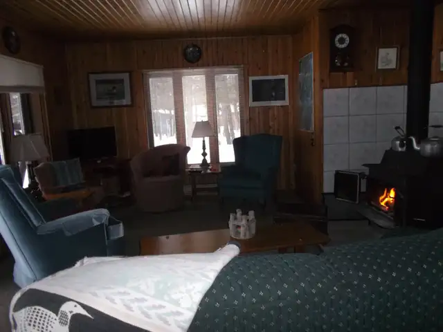 Cottage for rent on safe, sandy, beach, Private lake in Quebec in Canada - Image 11