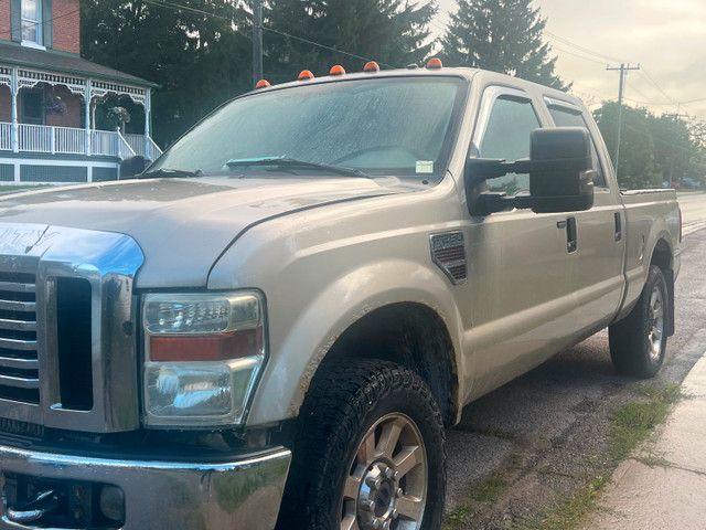 2008 f250 in Cars & Trucks in Kawartha Lakes