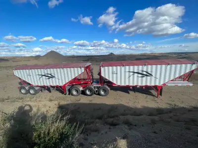 2007 Prestige Load King Super B Grain Trailers. Trailers were only used on the farm since new. Appro...