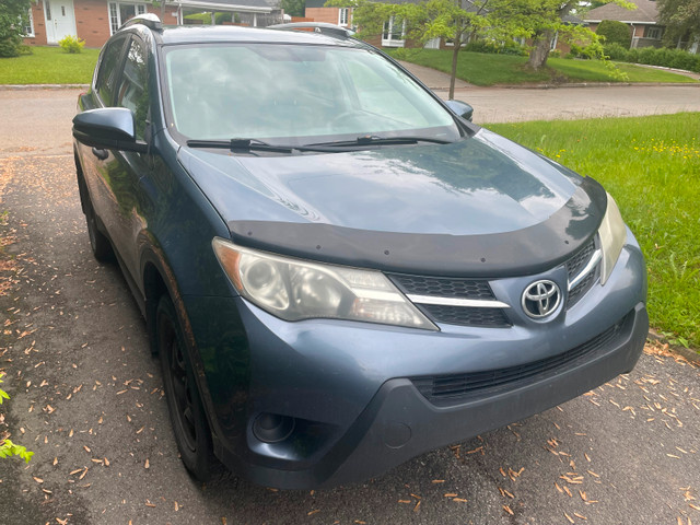 Toyota RAV4 2013 à vendre dans Autos et camions  à Ville de Québec - Image 4