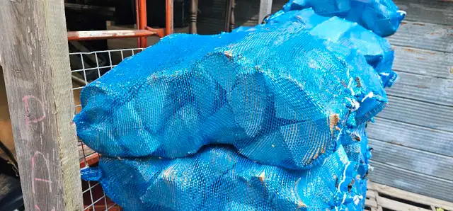 DRY BAGGED HARDWOOD63611956121345121