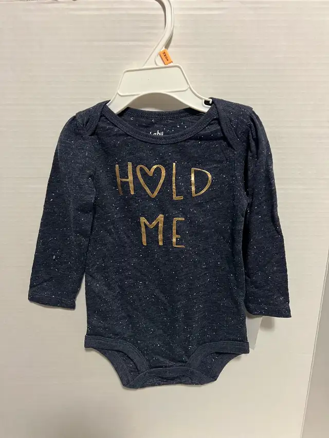 OSHKOSH - 12M - NWT - INFANT GIRLS 3PC LOT / BABY GIRL CLOTHING in Clothing - 9-12 Months in Kingston - Image 4