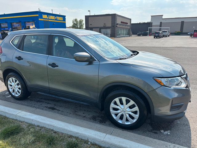 2020 Nissian Rouge in Cars & Trucks in Lethbridge