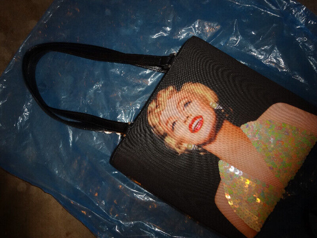 Purse Collection  Marilyn Monroe /others vintage look 7 in Women's - Bags & Wallets in Kelowna