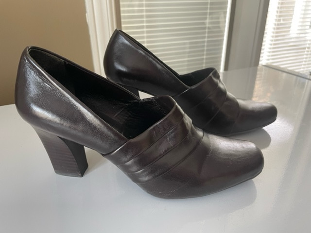 Women's Shoes - dress shoes - Size 8 and 9 in Women's - Shoes in Kingston - Image 3