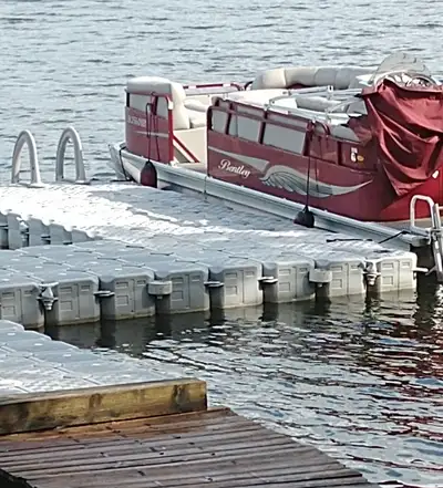 For sale Boat and 90hp Mercury Big Foot motor