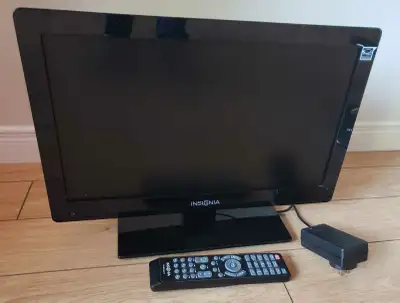 Télévision LCD (ACL) Insigna 19 pouces, View more