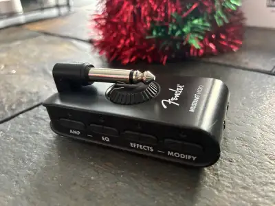 Fender Mustang Micro, View more