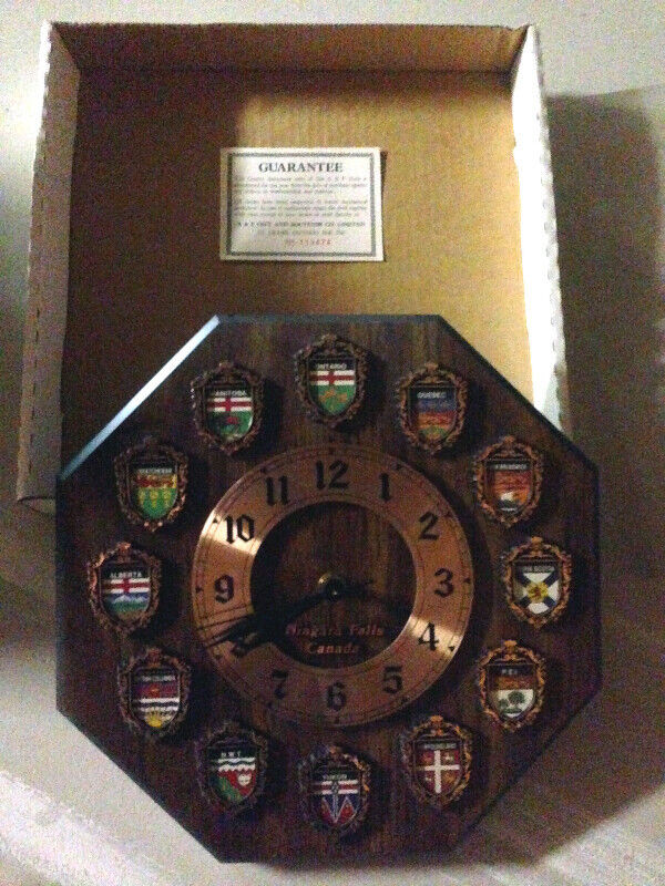 New Niagara Falls Wall Clock with Provincial Crests in Box $120 in Arts & Collectibles in Ottawa