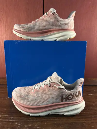 Hoka Clifton 9 ‘Sandstone Cream’ Women’s Running Shoes Sz US 8B, View more