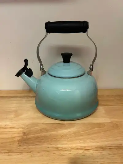 Le Creuset stove top kettle, View more