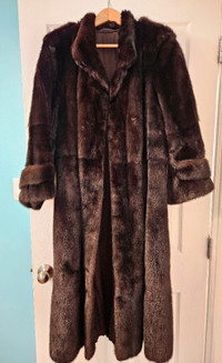 Vintage Saga mink fur coat