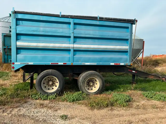 1985 15' GRAIN PUP TRAILER63005668308993121