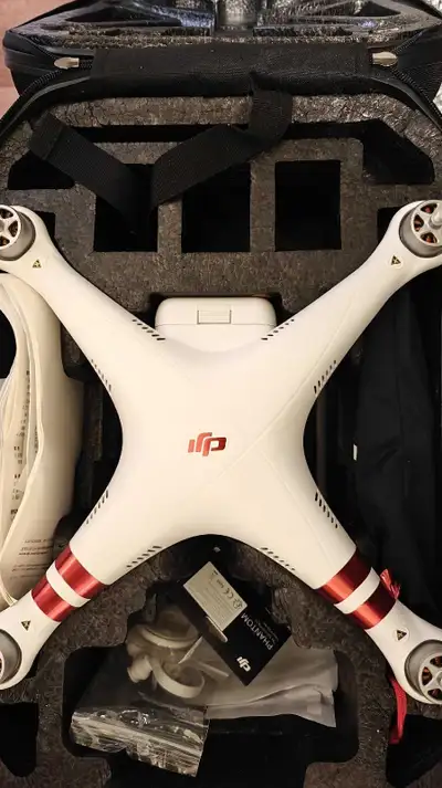 DJI Phantom 3 with no controller $150 O.B.O