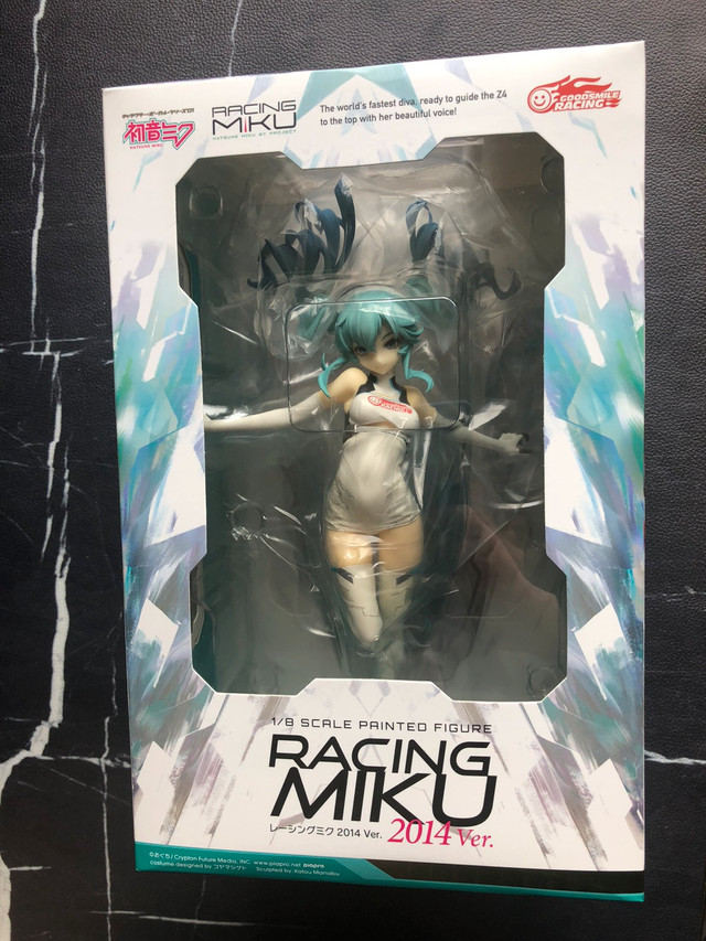 [Shinytoyz] (Box Damage) Good Smile Racing Miku 2014 ver. Figure dans Art et objets de collection  à Ville de Montréal