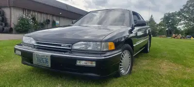 My wife has decided to part ways with her very clean unicorn, first generation 1989 Acura Legend Cou...