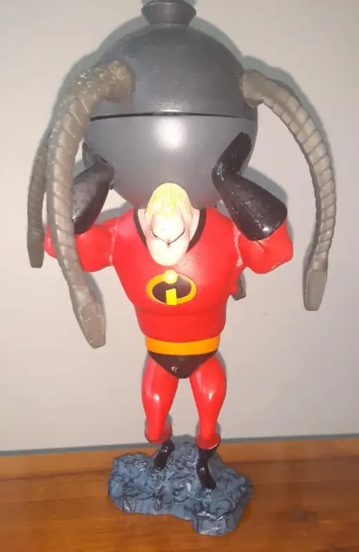 The Incredibles Spinning Robot On Ice Disney in Toys & Games in Brantford - Image 2