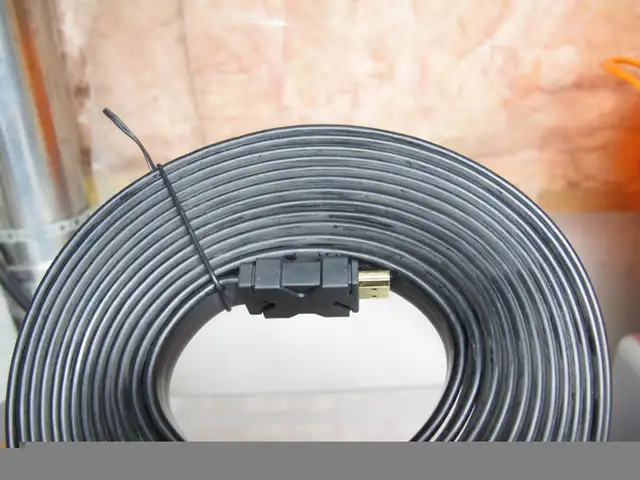 New Sealed Apex 5M (16.4Ft) Flat HDMI cables,  v1.4 4K HD wall in Video & TV Accessories in City of Toronto - Image 4