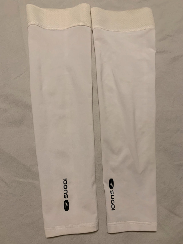 Sugoi Arm Coolers(Sun Sleeves) in Clothing, Shoes & Accessories in Mississauga / Peel Region