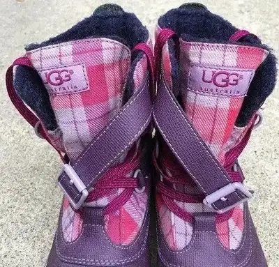 Authentic Brand New Lady UGG Boots - Out of Stock Style, View more