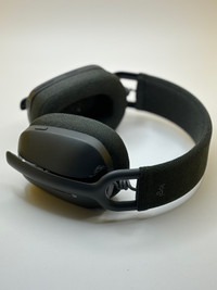 Logitech Zone Vibe 125 Wireless Over Ear Headphones