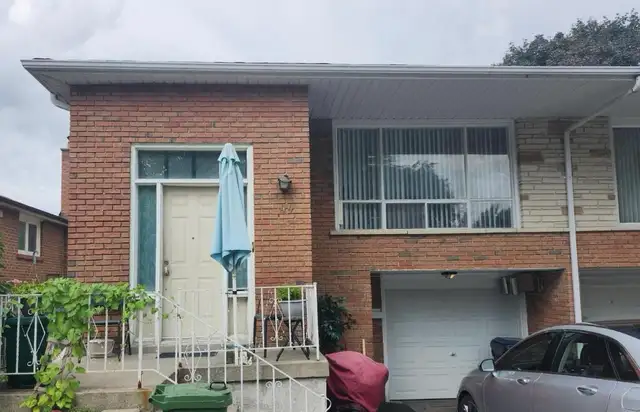 Newly renovated floors and bathroom, bright 3 bedroom suite, upp