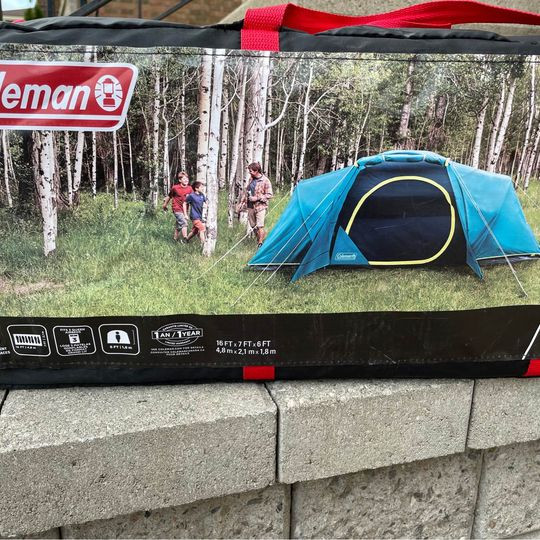 Camping Tent 8 Person XL Skydome with Full Fly Vestibule Blue Ni in Other in Kitchener / Waterloo - Image 3