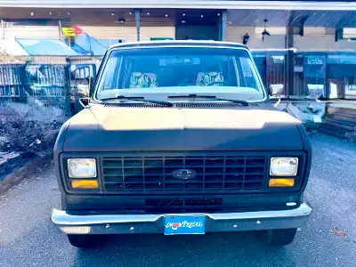 1984 Ford E250 extended cab Ford Econoline boogie van camper The Ford 6.9l deisel engine is built li...