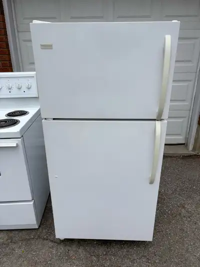 Fridge & Stove - Includes Delivery !, View more