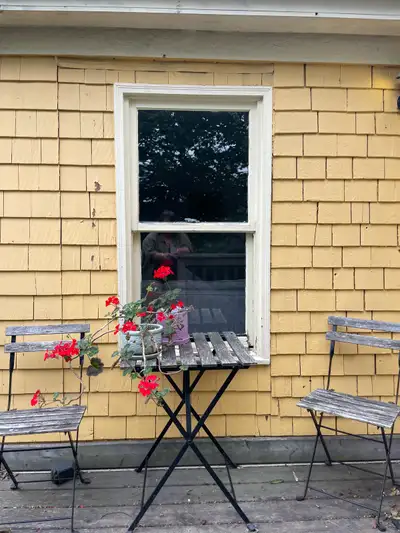 McCully St. Furnished 2-bedroom flat. Available September 1, 2026 1 year lease or a 10 month fixed t...