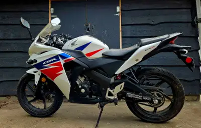2014 Honda CBR 125R. Recent service, new battery, good condition