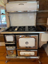 Heartland Natural Gas Cooktop/Electric Oven Kitchen Stove