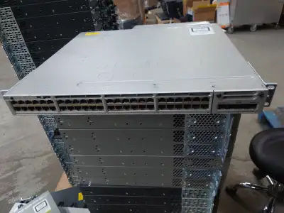 Cisco WS-C3850-48T-E Cisco Catalyst 3850 48-Port L3 Switch w/o C3850-NM-2-10G (24112114)