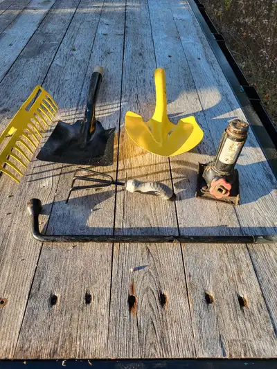 Garden tools - Shovels, rakes, tire iron, hose hanger / holder and car jack. All 7 items $30