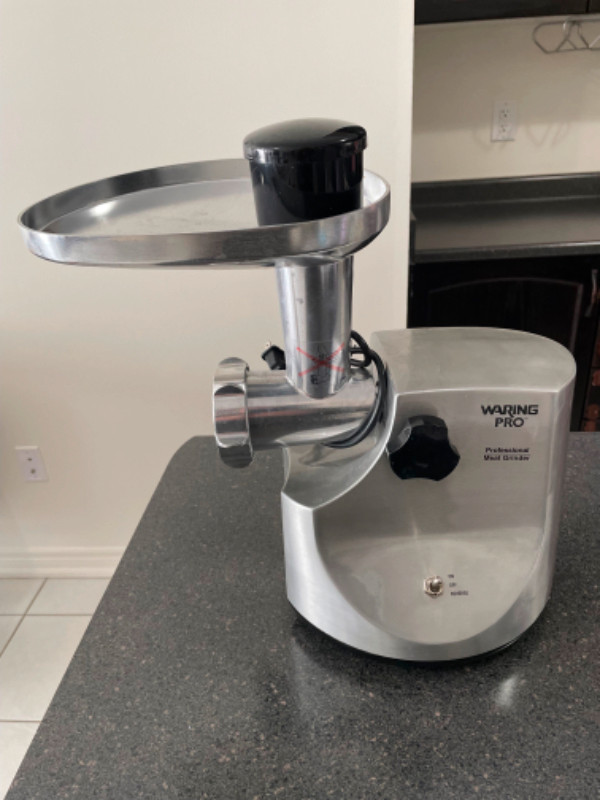 Meat grinder in Processors, Blenders & Juicers in Mississauga / Peel Region