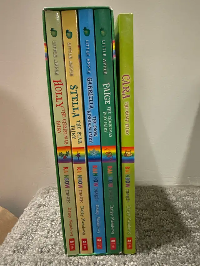 Rainbow Magic Chapter Books64840231402753120