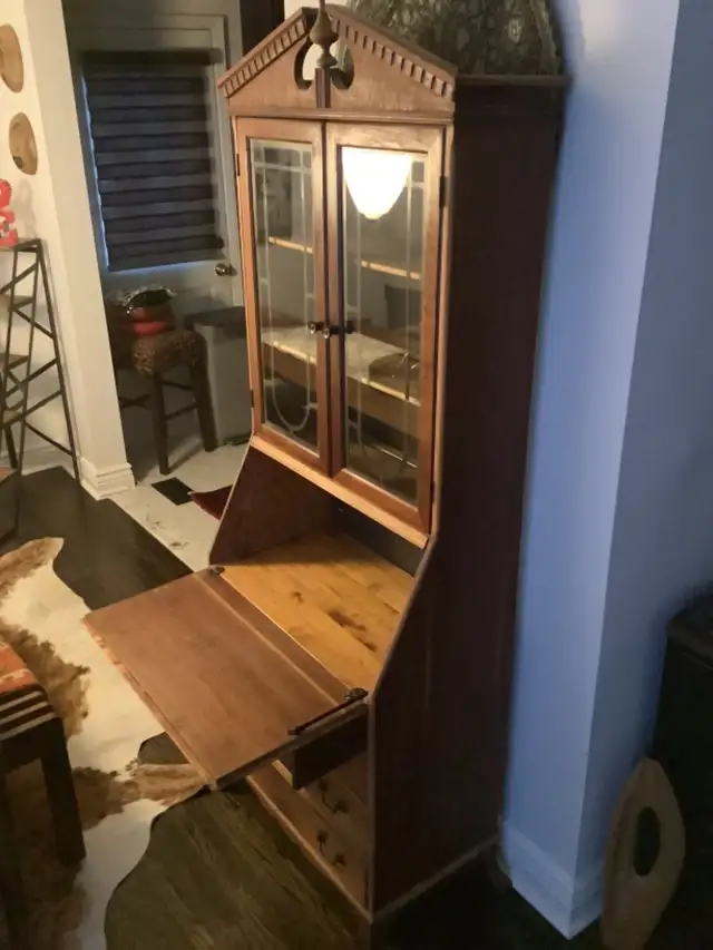 Vintage Secretary Wood Cabinet, Refinished in Bookcases & Shelving Units in City of Toronto - Image 4