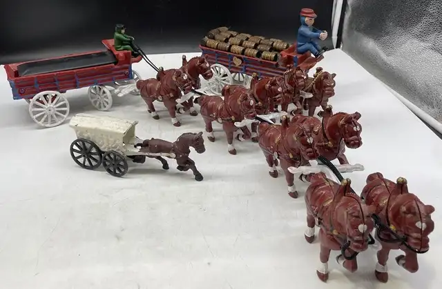 3 Cast Iron Clydesdale Wagons – Budweiser Style (Longest 30”) in Arts & Collectibles in Delta/Surrey/Langley - Image 2