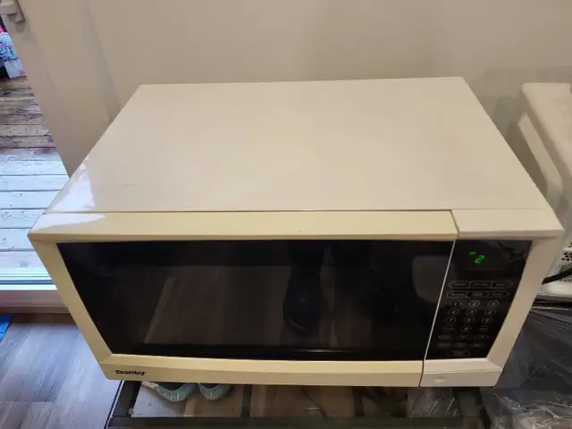 Danby Microwave64520008153602123