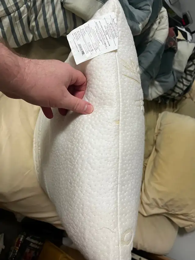 Bamboo and Gel Pillows  in Bedding in Peterborough - Image 9